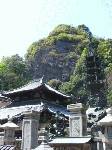 午後、宝山寺まで歩いて登って、お参りした